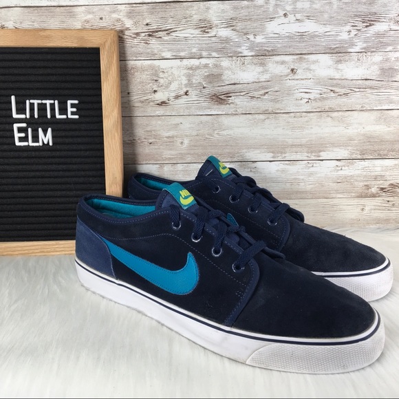 black nike toki low
